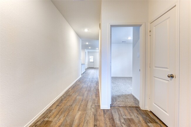 Building Photo - 30507 Carter Cv