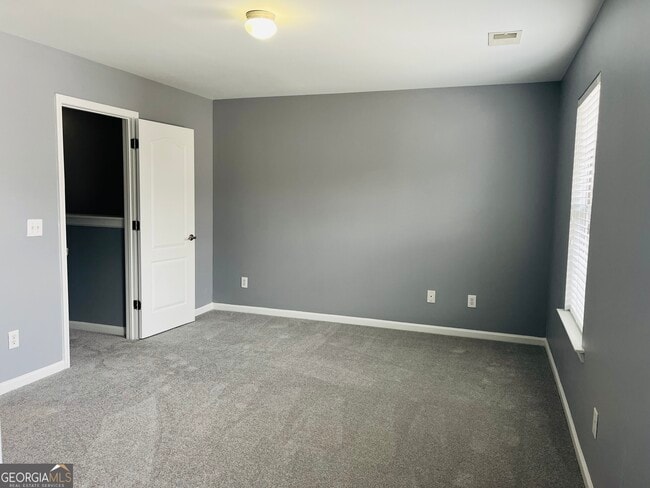 Building Photo - 3156 Parc Ct SW