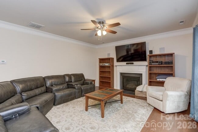 Building Photo - 223 Quail Crossing