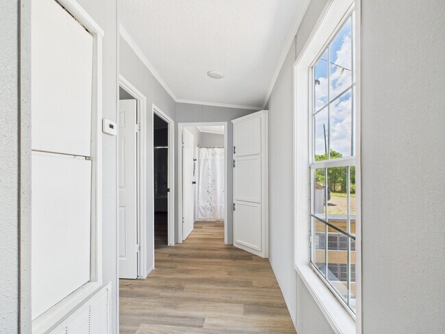 Building Photo - 12418 N Lake Houston Pkwy