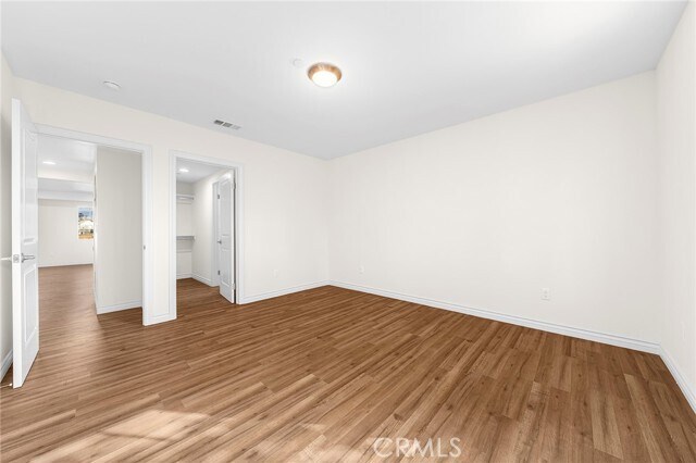 Building Photo - 5639 Huntington Dr