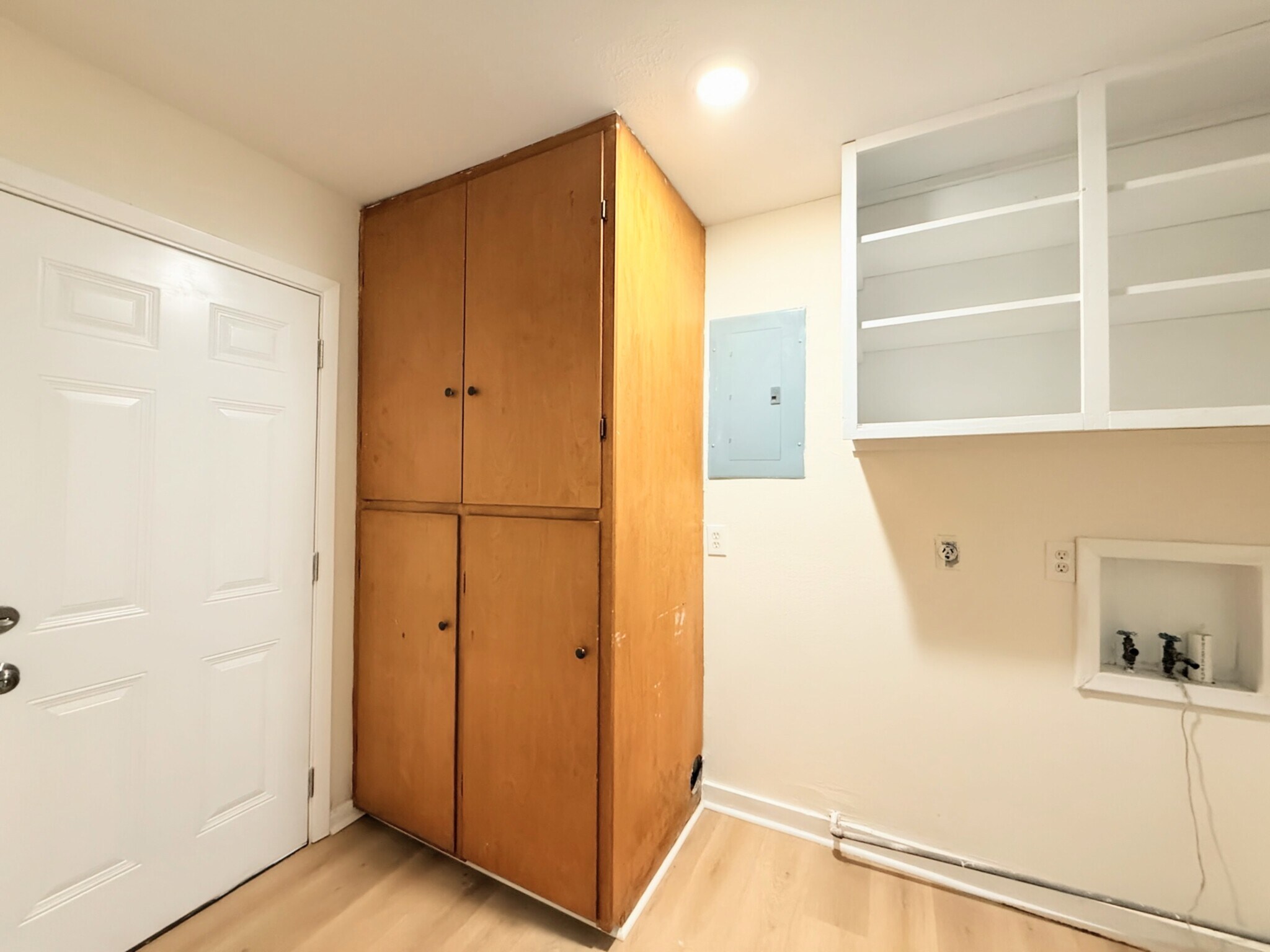 Building Photo - 174 Circle Dr