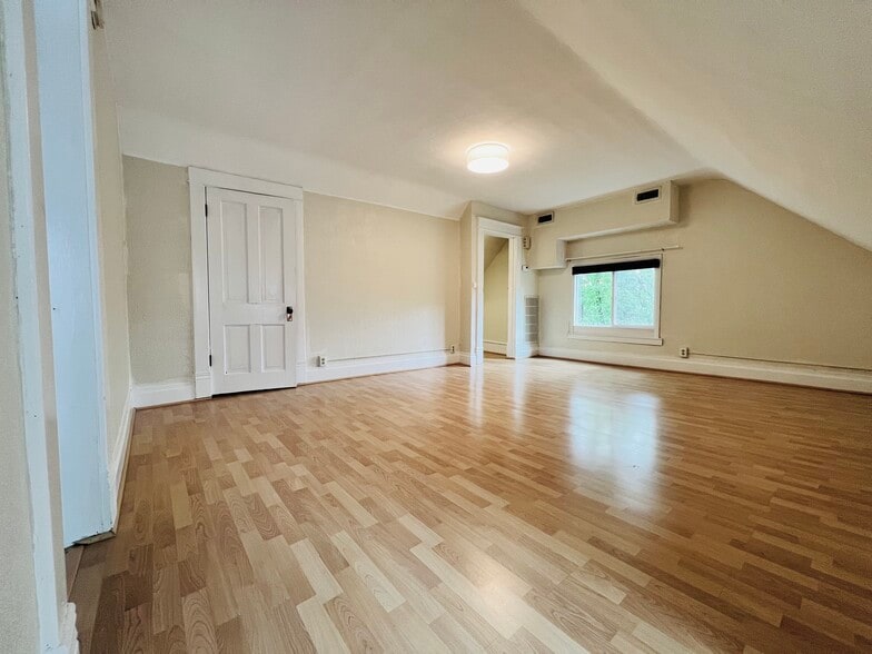 Large living space (alt view) - 304 Cedar Lake Rd S