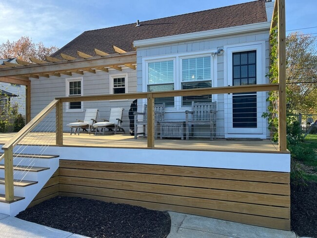 Building Photo - 3 Bedroom 2 Bath House Near Southport