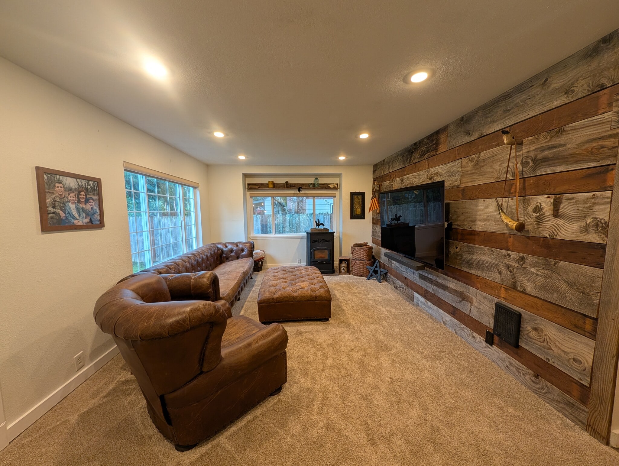 Building Photo - 14618 Kapowsin Hwy E