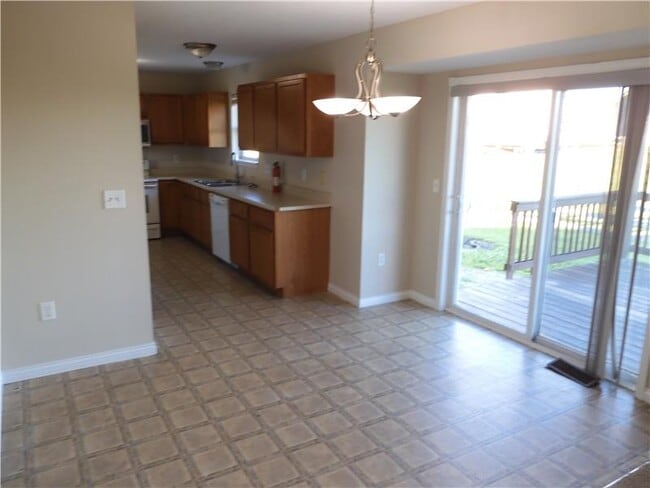 Building Photo - 1201 Catletts Ct
