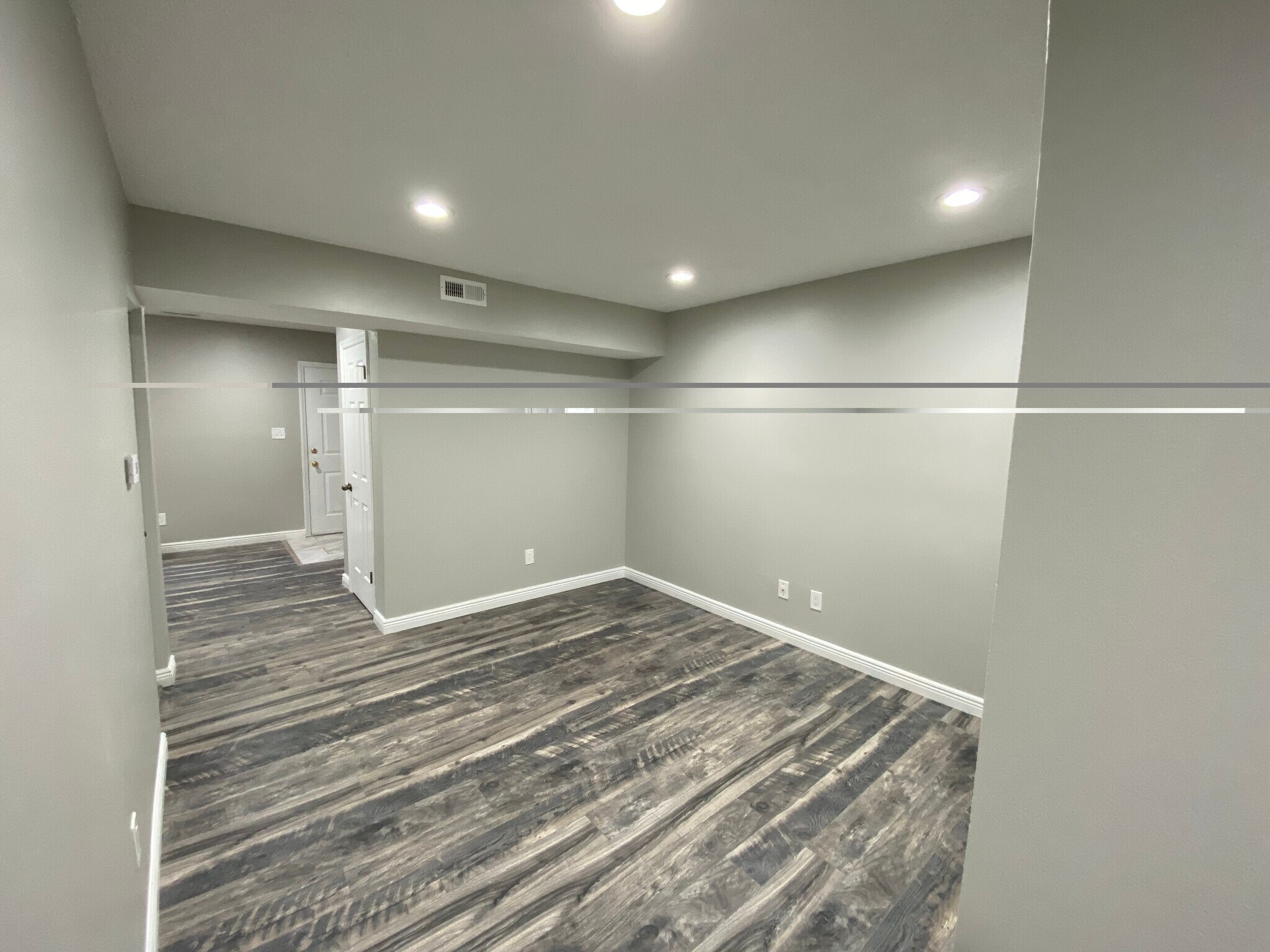 Building Photo - 9057 W Swan Cir