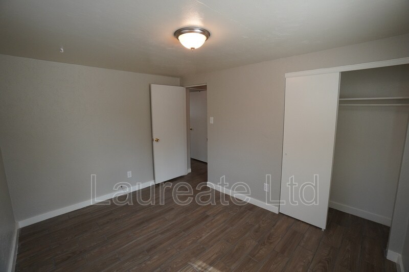 Building Photo - 679 Miller Ct