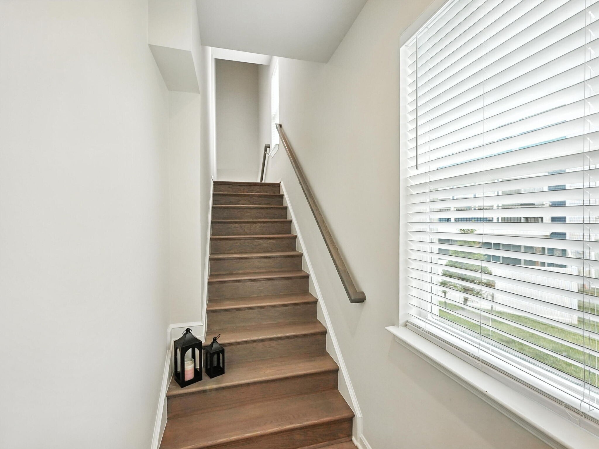 Building Photo - 18286 Summit Pointe Dr