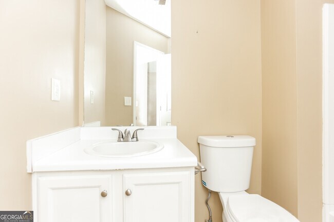 Building Photo - 5742 Wellborn Creek Dr