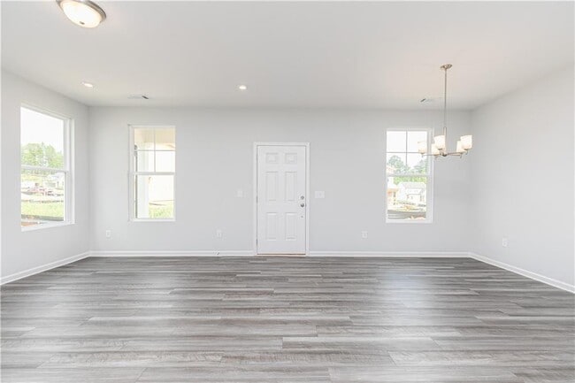 Building Photo - 3069 Cambridge Ml St