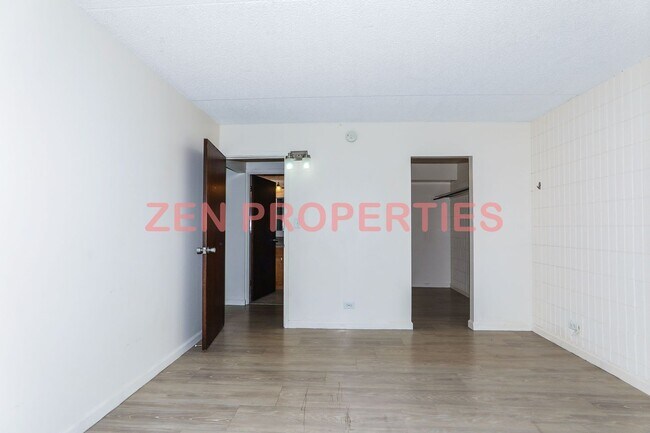 Building Photo - 1 Bdrm 1 Bath 1 Parking at Makiki Hillside