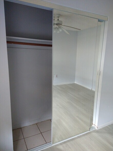 Building Photo - 335 NW 50th St