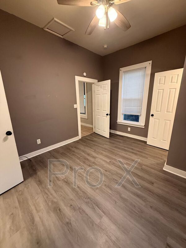 Building Photo - 820 N Indiana Ave