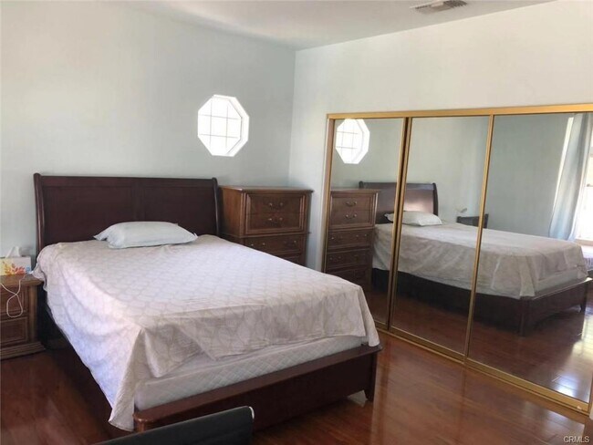 Building Photo - 2581 Camino Del Sol