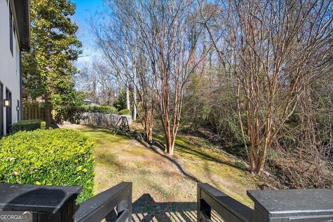 Building Photo - 3040 Wallace Cir SE