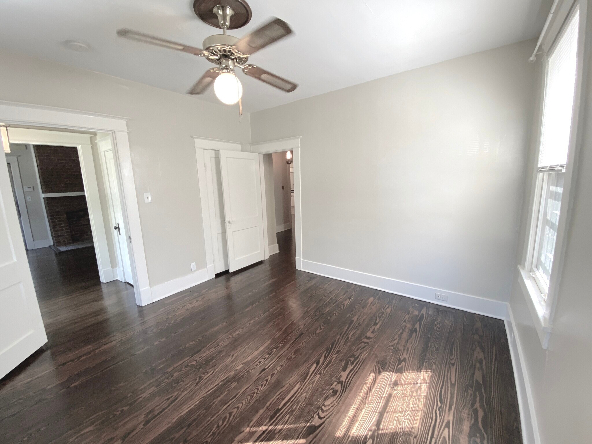 Front bedroom - 1263 Agnes Pl