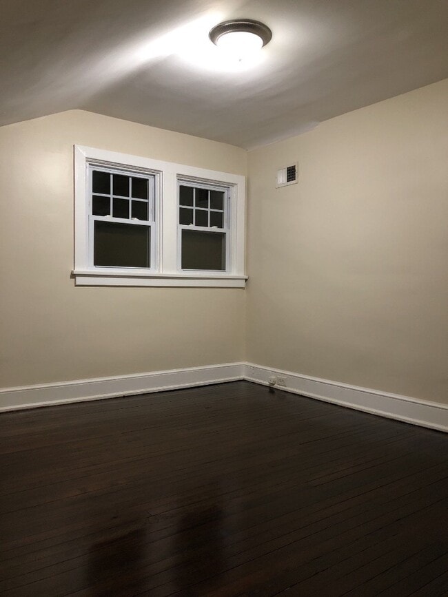 Building Photo - 1327 White Horse Pike