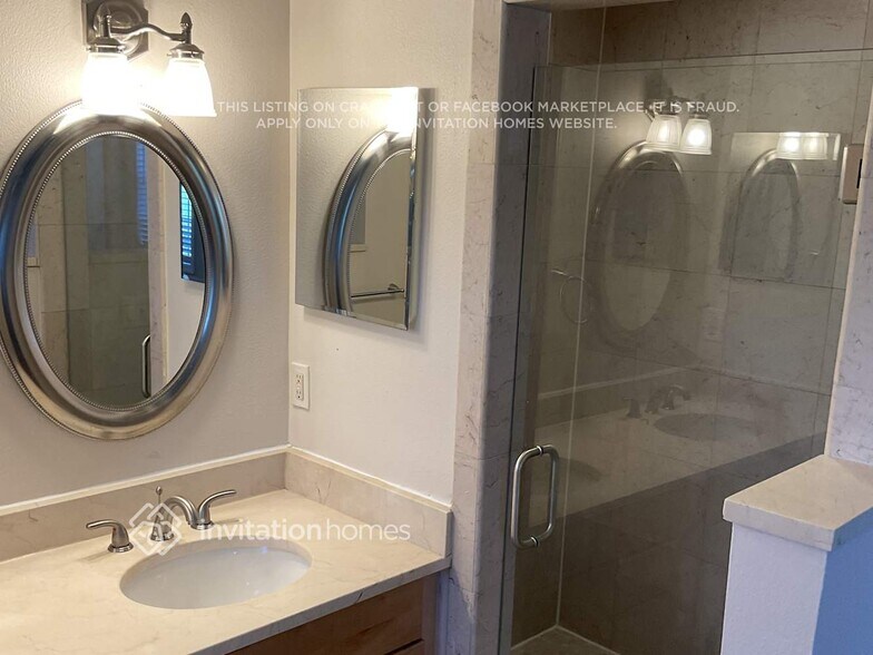 Building Photo - 637 Timber Bay Cir E