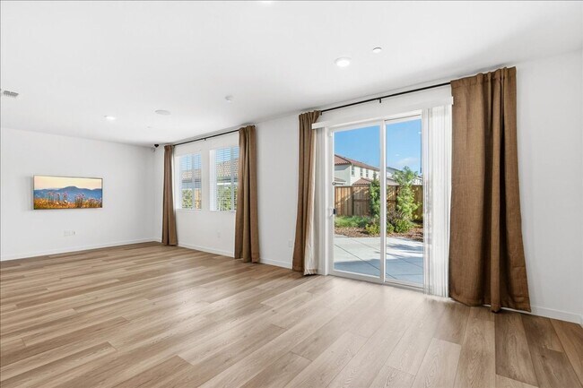 Building Photo - 10109 Al Meraz Dr