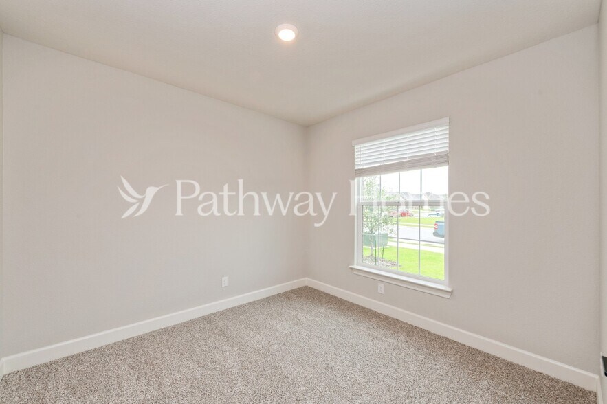 Building Photo - 1825 Atwood Dr