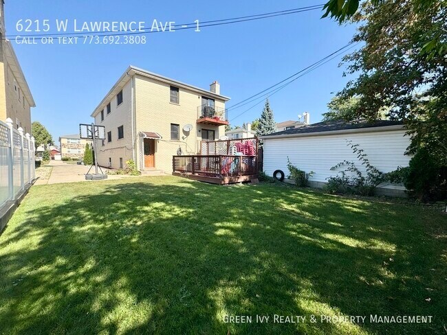 Building Photo - 6215 W Lawrence Ave