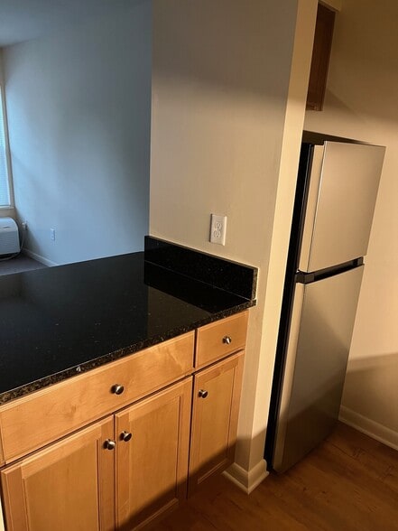 Building Photo - 5820 Genesis Ln