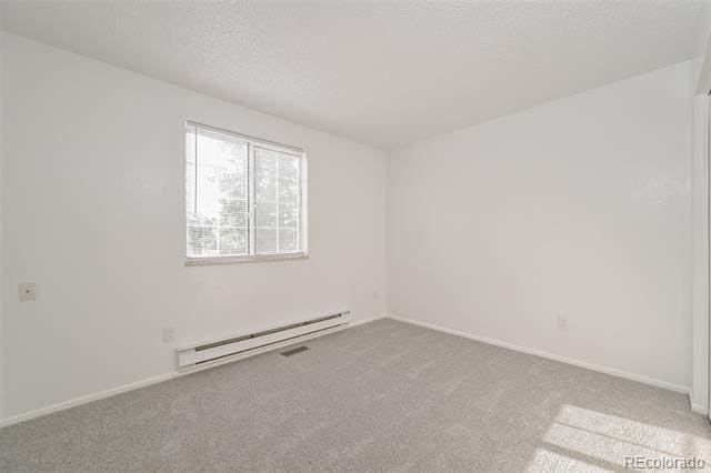 Building Photo - 2272 S Dearborn St