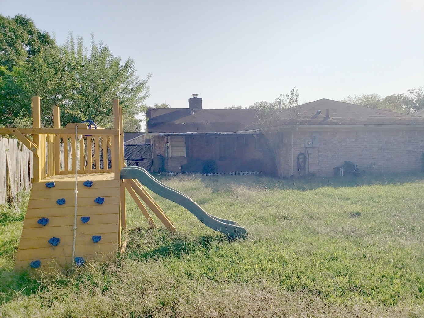 Building Photo - 13014 Maxim Dr