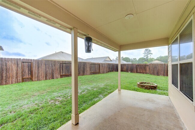 Building Photo - 23627 Eldarica Pine Ct