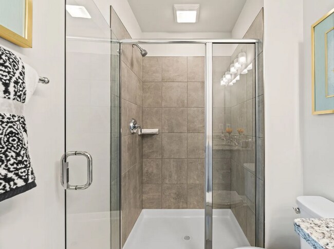 Building Photo - 321 Brae Hvn Dr