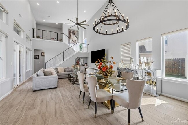 Building Photo - 27 Ensenada Ave