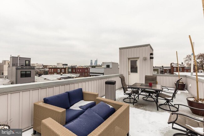 Building Photo - 3016 Baltz St