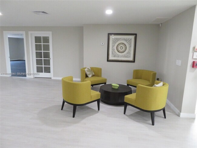 Building Photo - 8075 SW 107th Ave