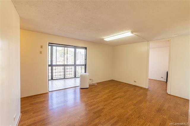 Building Photo - 1415 Liholiho St