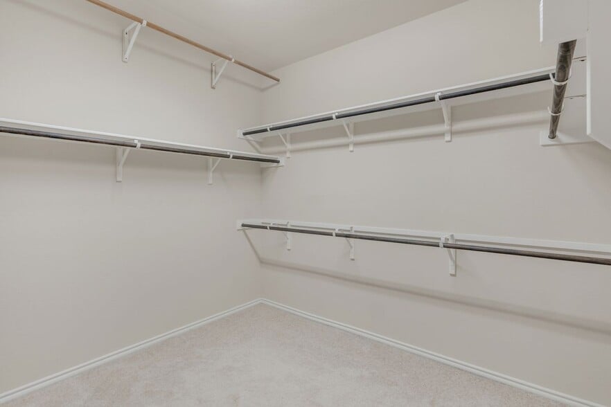 Building Photo - 904 Purple Moor Pass