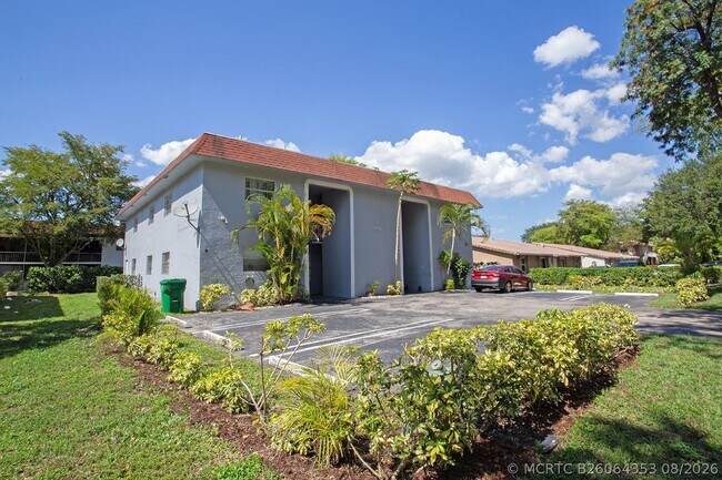 Building Photo - 10131 NW 35th St