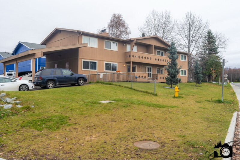 Building Photo - 4401 Reka Dr