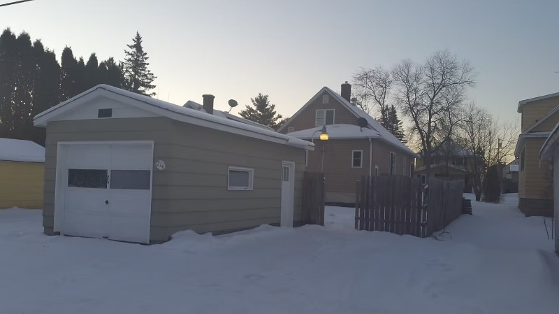 Building Photo - 214 6th St NW