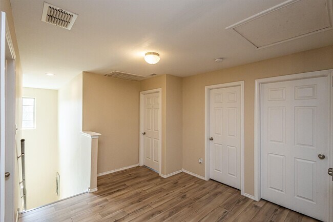 Building Photo - 11234 Sierra Gorda Dr