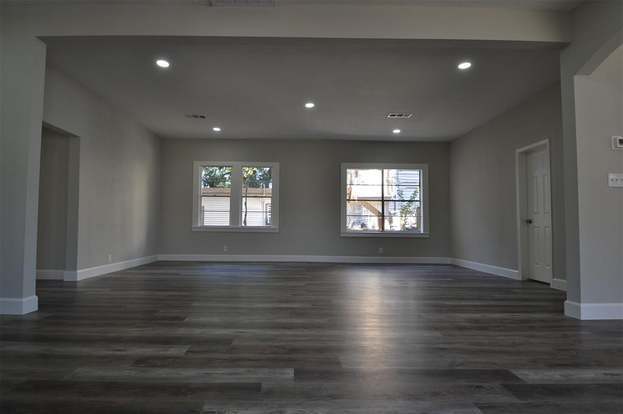 Building Photo - 7604 Avenue I