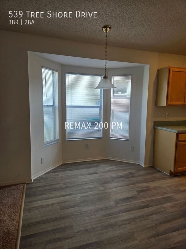 Building Photo - 539 Tree Shore Dr