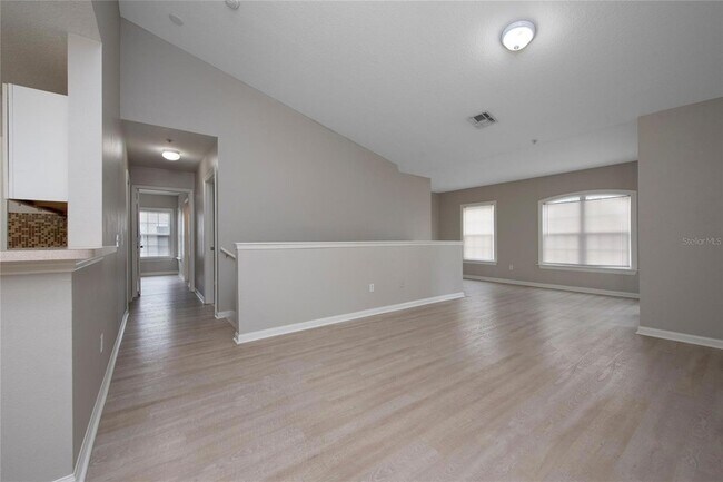 Building Photo - 6548 Swissco Dr
