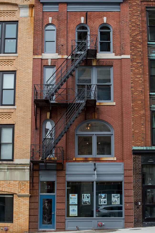 Building Photo - 22 State St