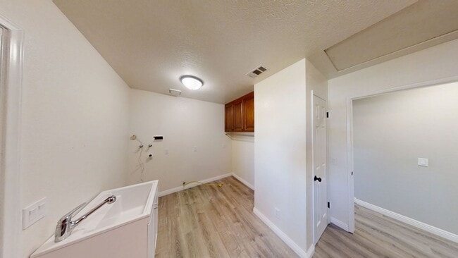 Building Photo - Charming 3 bed 2 bath Home in Yucaipa, Ca.