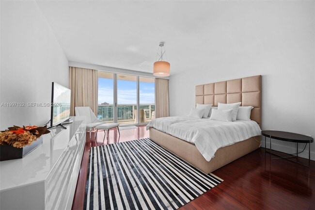 Building Photo - 3301 NE 183rd St