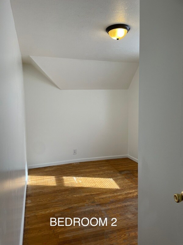 Building Photo - 505 1/2 Central Ave