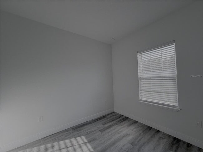 Building Photo - 16950 SW 42 Ave