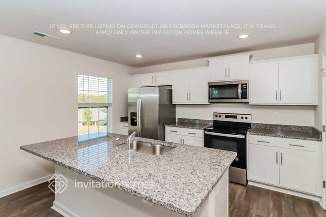 Building Photo - 108 Allston Wy