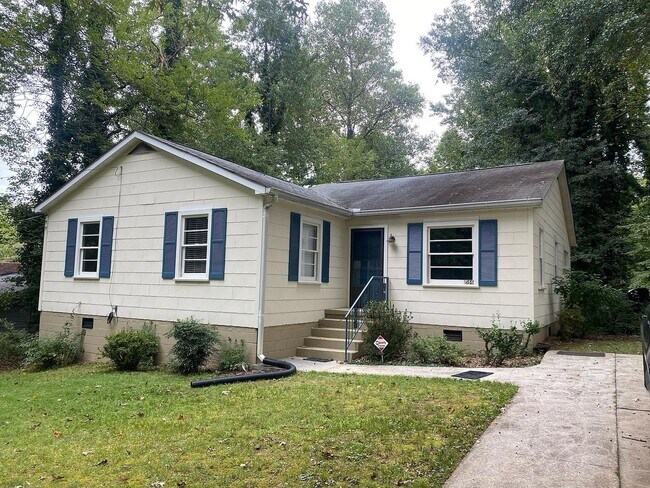 Primary Photo - 566 Mulberry Ln